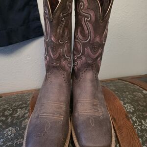 Ariat Burgundy and Black Western Boots